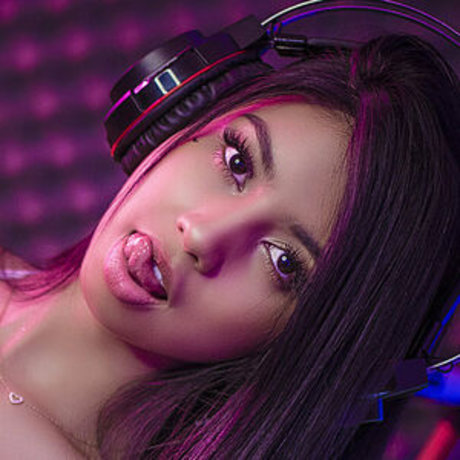 太った足のOnlyFans 美しいxxx 画像