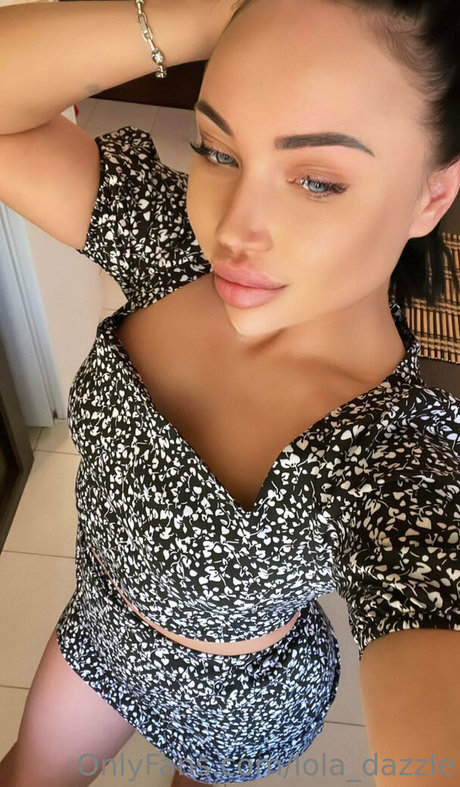 lola dazzle セックス女優 ギャラリー