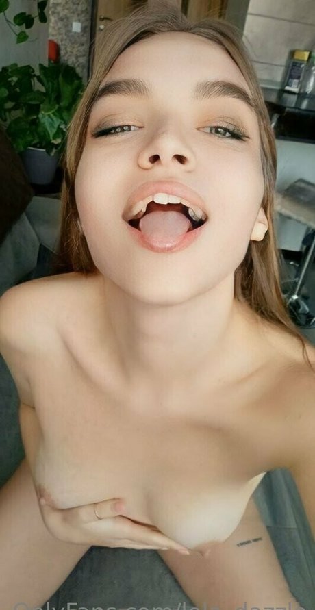 lola dazzle 高品質のポルノスター 写真