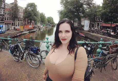 イギリス人熟女オンリーファンズ 無料 写真