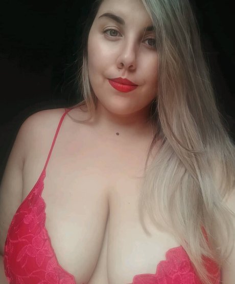 Bianca Novaes HDポルノスター ギャラリー