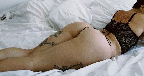 Marceli Cardozo ヌードスター 画像