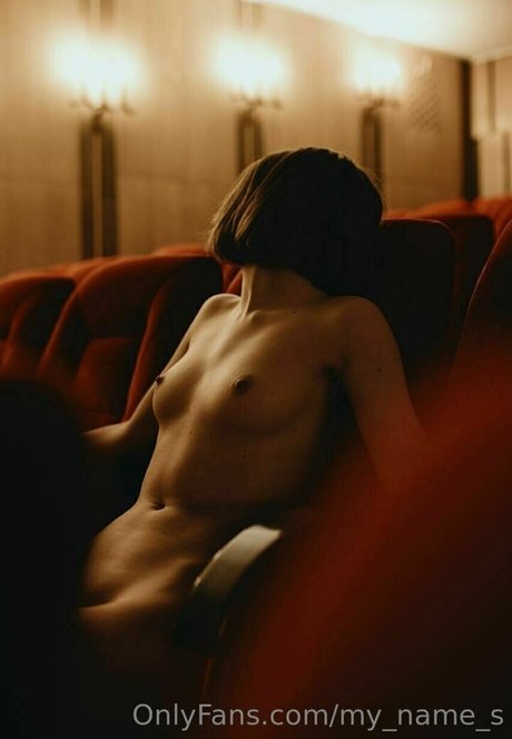 my name s 独占モデル 写真