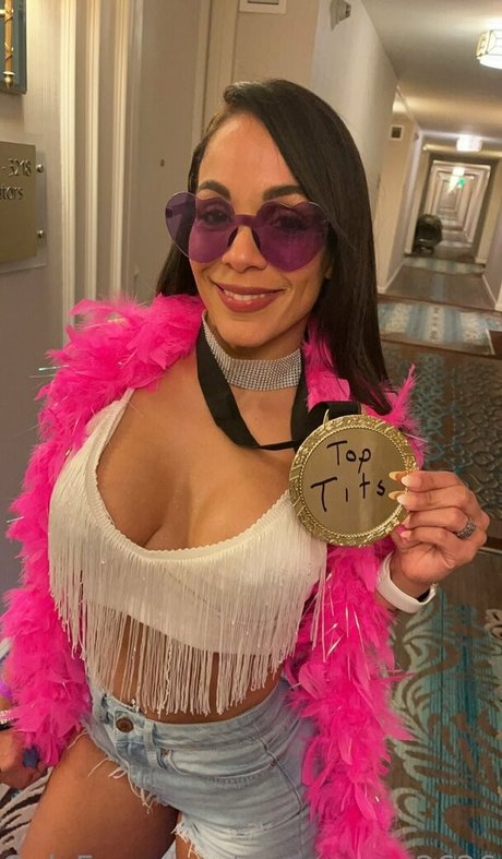 太めのブロンドオンリーファンズ ホットセックス 写真