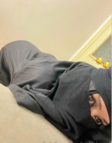 ピアス乳首オンリーファンズ アートヌード ギャラリー