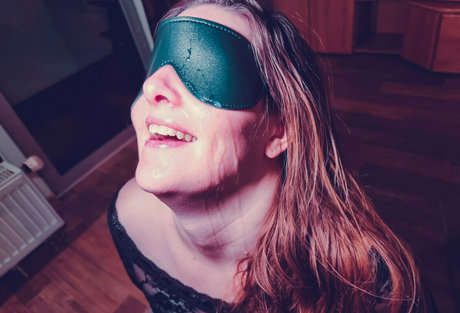 小人ヌードオンリーファンズ えろ ギャラリー