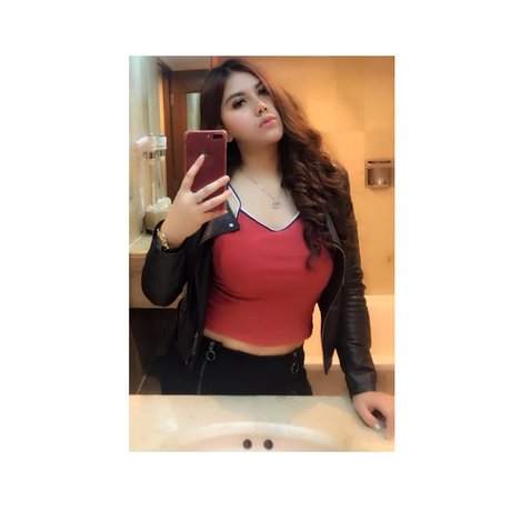 女装オンリーファン アートポルノ ギャラリー