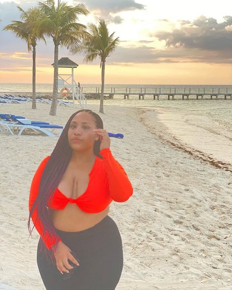 パウグプリンセスOnlyFans HD アーカイブ