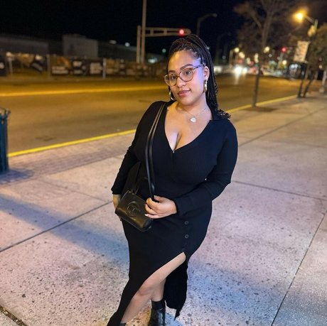 黒人フェムボーイオンリーファンズ ホットセックス 写真