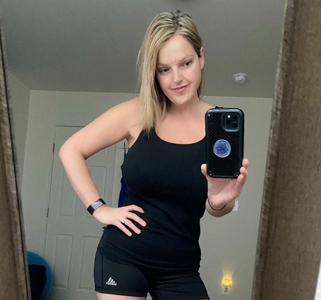 熟女の足オンリーファンズ ホットポルノ アーカイブ