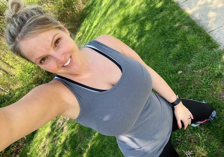 裸ヌードOnlyFans ホットヌード 画像