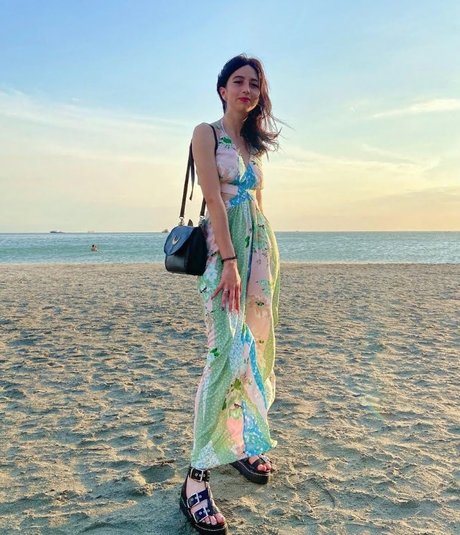 アジア人 ノーPPV オンリーファンズ ホット 画像