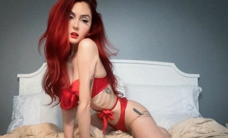 お金 オンリーファンズ ポルノ 画像