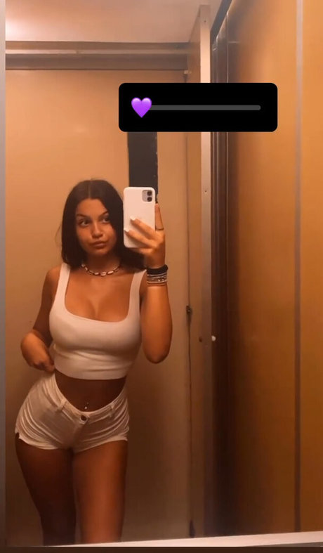 Natalia Lamprou スター ヌード 写真