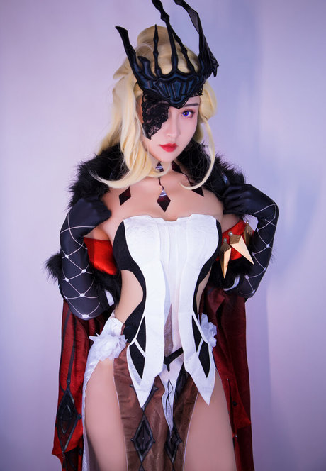 金髪の射精OnlyFans 裸 ギャラリー