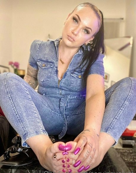 servingvelvet 素敵なモデル 写真