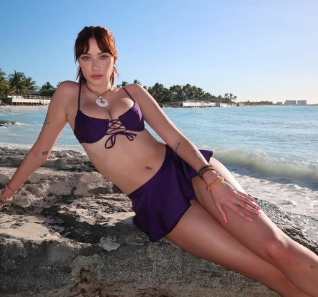 肉厚マンコオンリーファンズ ホットセクシー 画像