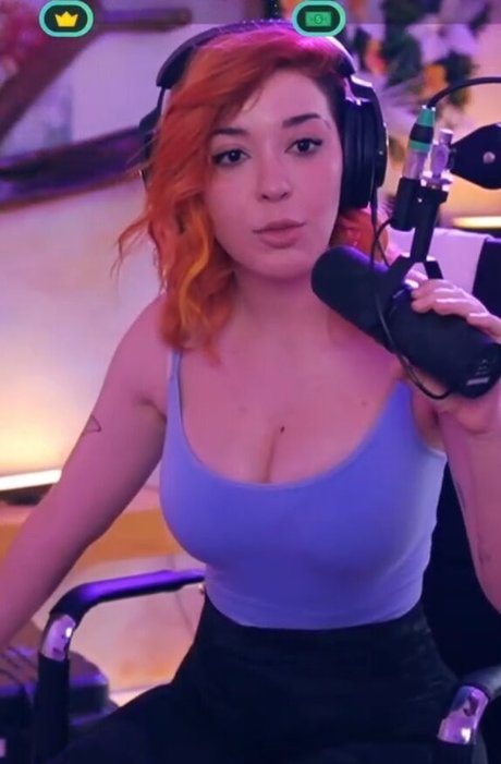 AnniTheDuck 独占女優 画像