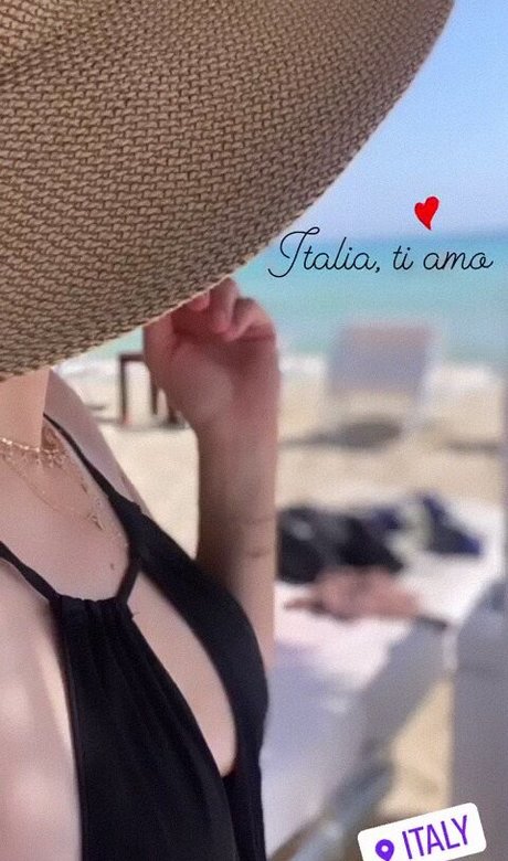 ウェブカメラ オンリーファンズ 無料セクシー 写真