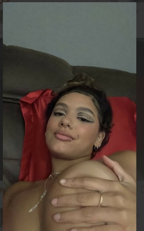 熟女 太め OnlyFans セクシーxxx ギャラリー