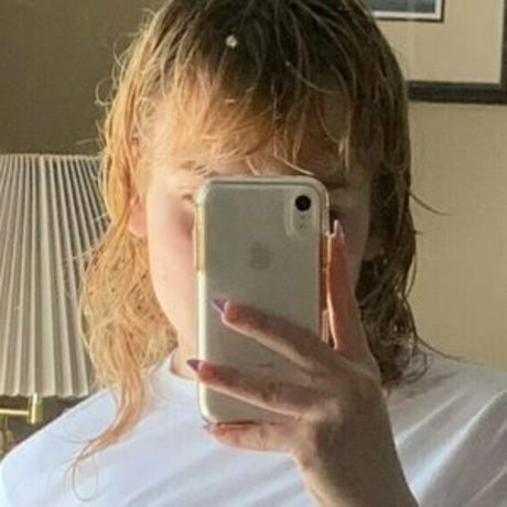 faerieaphrodite 裸モデル 画像