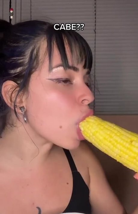 かわいいシーメールオンリーファンズ 無料アダルト ギャラリー