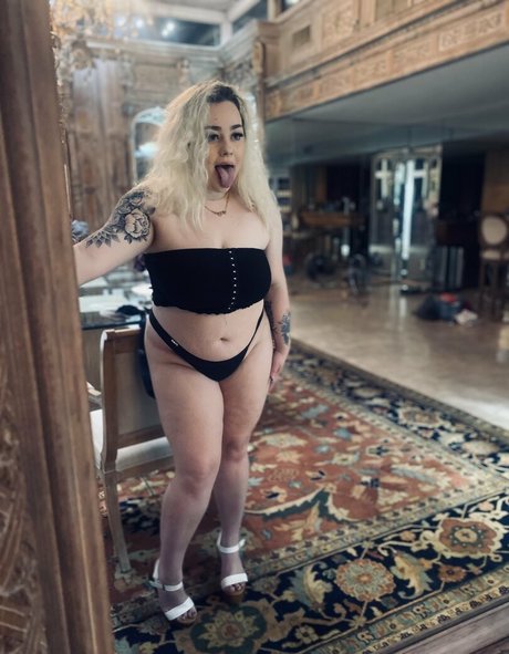 hailey rae20 完璧なスター アーカイブ