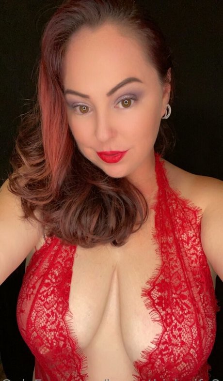 hornythickwife2 ポルノスター 裸 写真