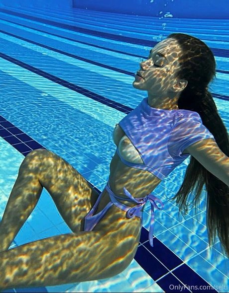 Seltinsweety セクシーなスター 写真