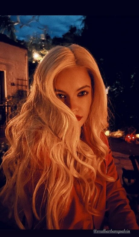 フィットネスインフルエンサーオンリーファンズ 無料エロ 写真