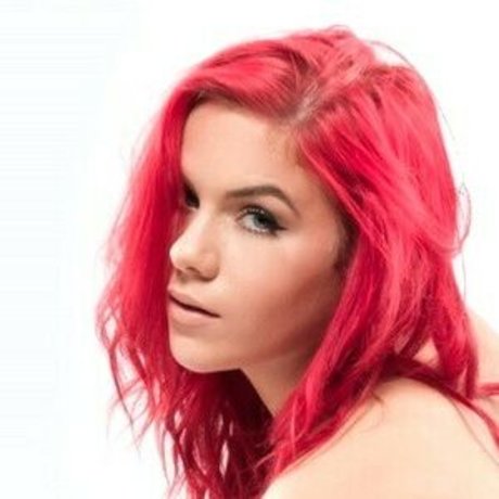 アジア人のティーンの足 オンリーファンズ ポルノ 写真