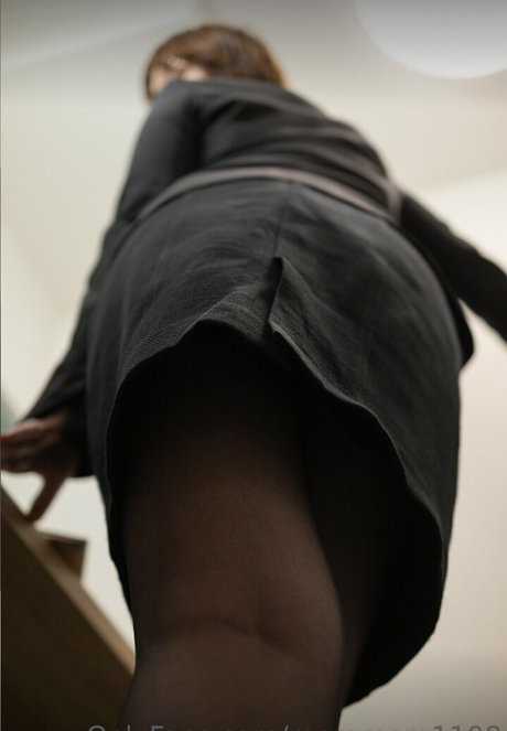 肉厚マンコオンリーファンズ アートヌード アーカイブ