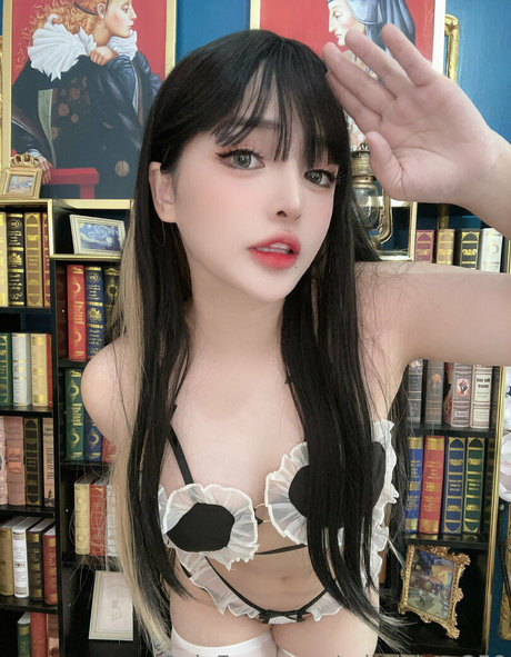 背が高くて巨乳のOnlyFans ポルノ 写真