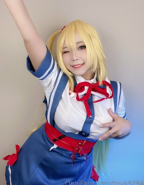 大きな乳首オンリーファンズ トップ 写真