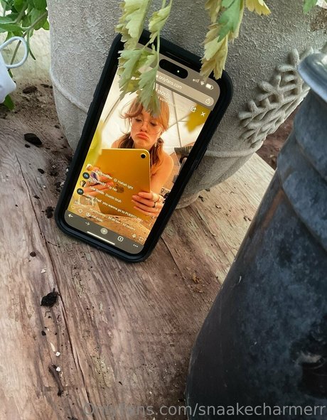 背が高くて巨乳のOnlyFans えろた ギャラリー