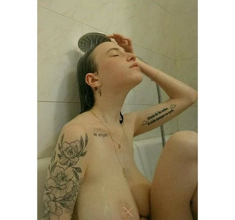 ブルネットのPOV OnlyFans ホットヌード 写真