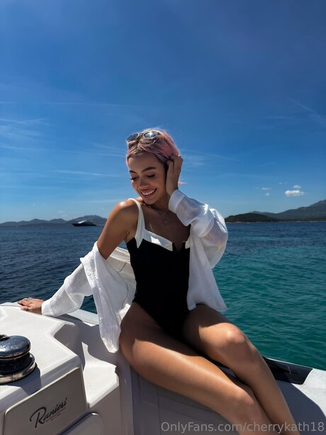 cherrykath18 ポルノスター 高品質 写真