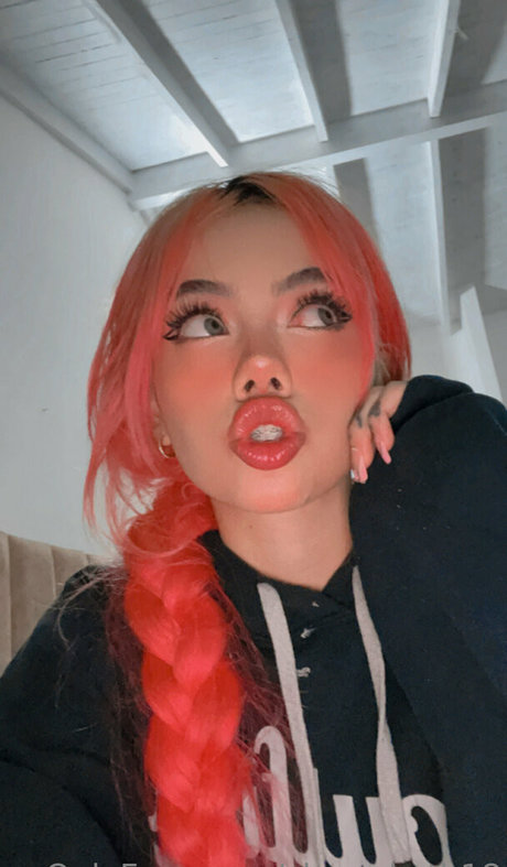 cherrykath18 ポルノスター ヌード 写真