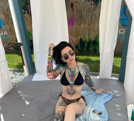 inkedines ホットなポルノスター 画像