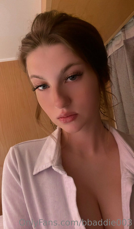 bbaddie003 トップポルノスター ギャラリー