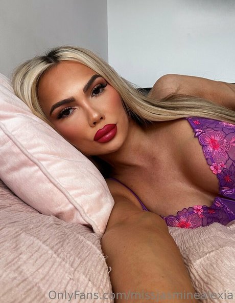 ブルネットのPOV OnlyFans 無料ヌード ギャラリー