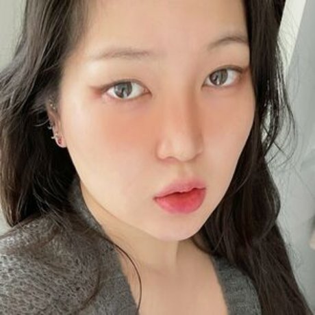 spicyasiankitty2 スター 裸 画像