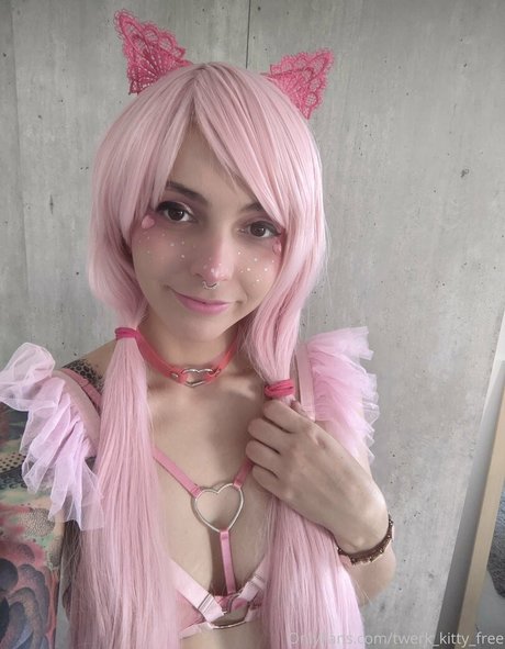 twerk kitty free 素敵なスター 画像