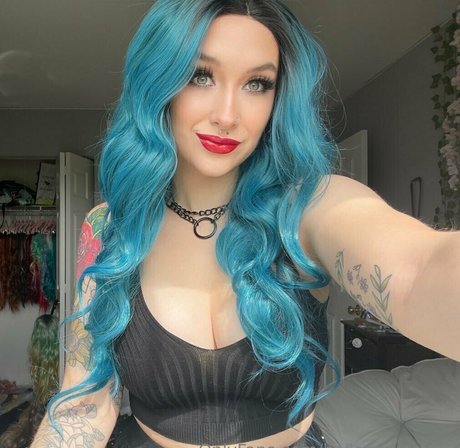 BBW パウグ オンリーファンズ ヌード 写真