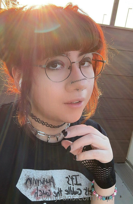 Nephallic トップモデル 画像