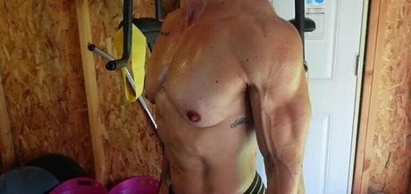 Shannon Seeley エロティック女優 画像