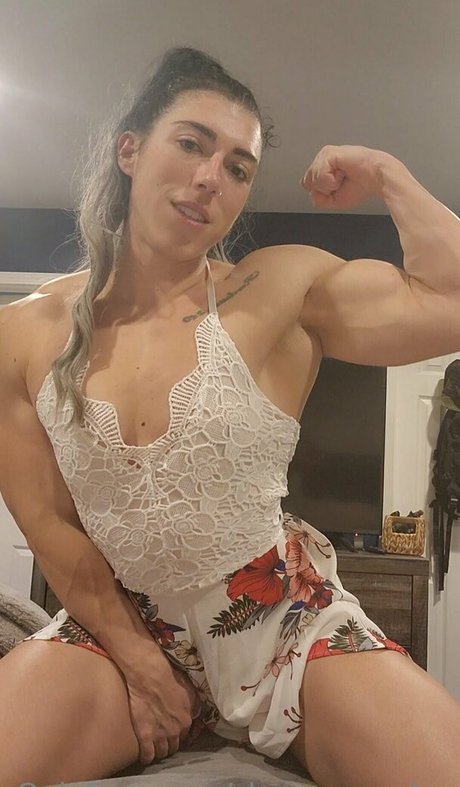 Shannon Seeley 可愛いモデル ギャラリー