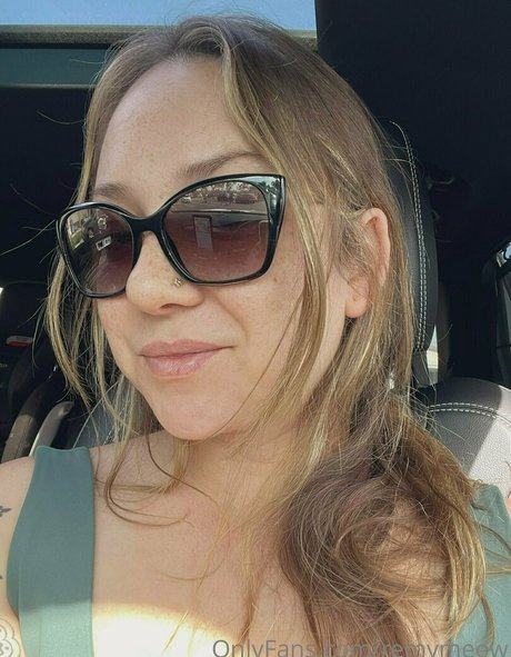 汚れた足オンリーファンズ セックス ギャラリー