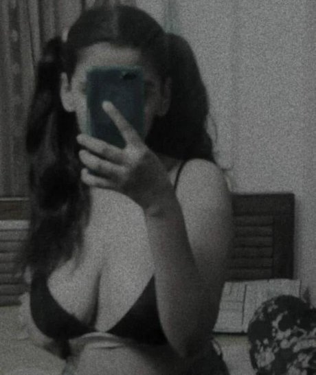 Sanjana Saba 美しいスター 写真