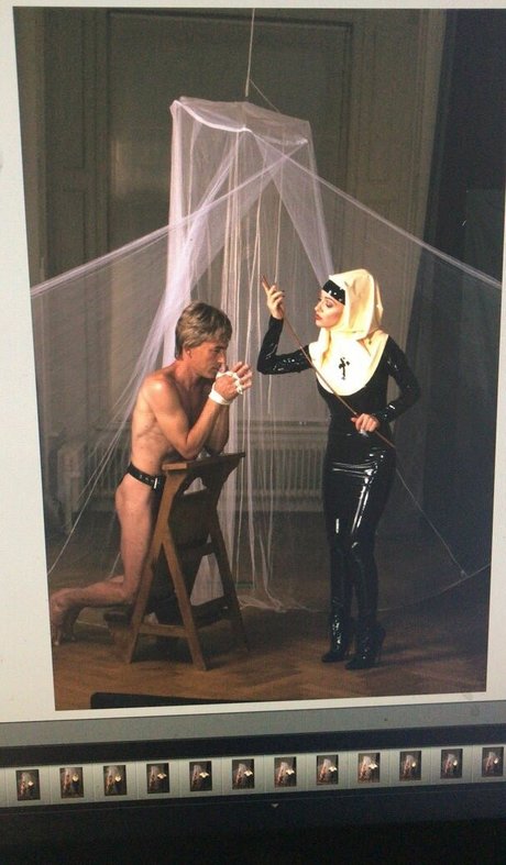 足フェチオンリーファンズ ポルノ 画像